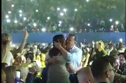 Ляшко витанцьовував на концерті зірки російського шансону (відео)