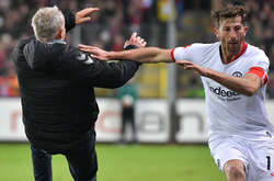 Абрахам збив&nbsp;Кристіана Штрайха