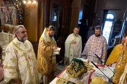 Визнання крокує світом. Митрополити Української церкви відслужили Божественну літургію у Греції