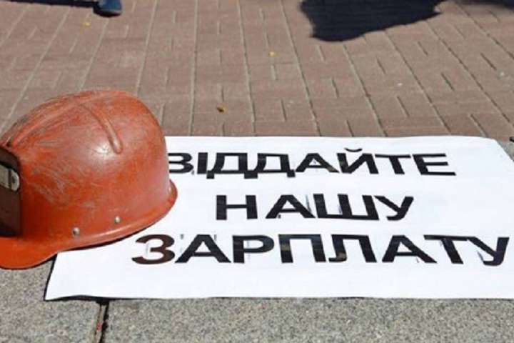 Шахтеры на Донбассе объявили подземную забастовку