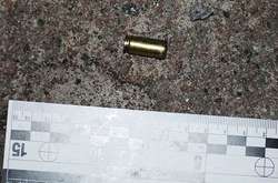 На місці інциденту поліцейські вилучили стріляні гільзи