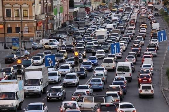 Столична влада хоче жорстко обмежити в’їзд у центр Києва