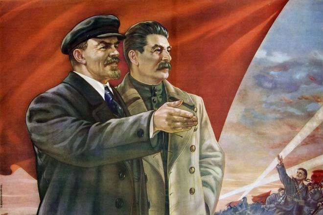 «Слуга народа» Потураев напомнил, что именно Ленин и Сталин забрали в украинцев землю