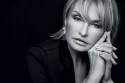 Ирина Луценко украсила обложку глянца