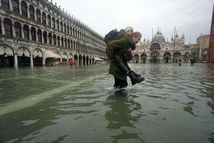 Масштабна повінь у Венеції: мер міста назвав причину стихійного лиха