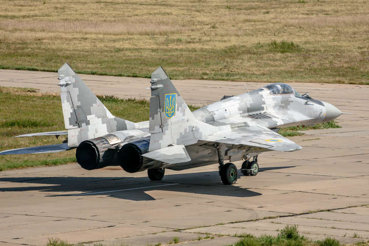 Українська армія отримала модернізований винищувач МіГ-29