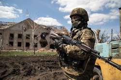 Бойовики обстріляли позиції Об'єднаних сил із гармат: один боєць загинув