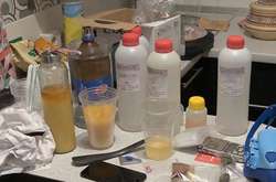 Під час обшуку у квартирі виявлено засоби для виготовлення наркотиків