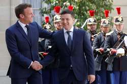  Еммануель Макрон і Володимир Зеленський  