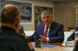 Арсен Аваков пообіцяв створити у Нацполіції військову службу капеланства