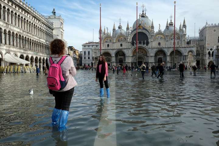 Повінь у Венеції пішла на спад