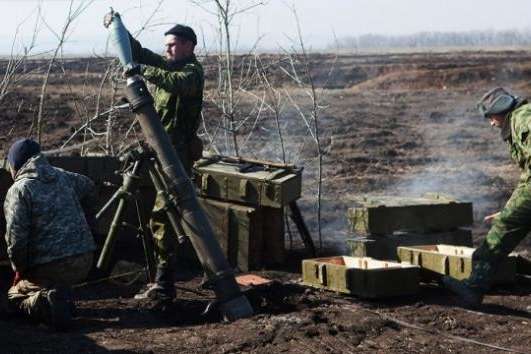 На Донбасі бойовики застосували заборонені мінськими домовленостями міномети (мапа боїв)