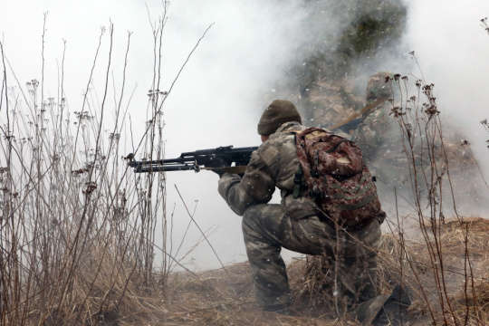 Бойовики під Залізним обстріляли українські позиції з гранатометів 