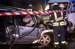 Рятувальники деблокували тіло водія Toyota RAV4, якого було затиснуто між сидінням та панеллю приладів