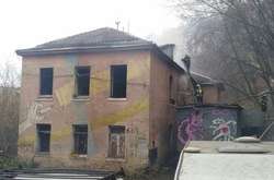 Пожежа виникла на площі 70 кв. м