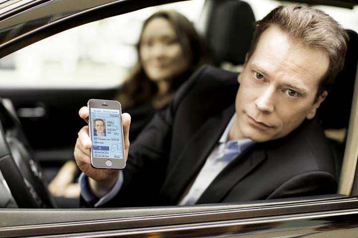 Мінцифри шукає «обличчя» для електронних водійських прав