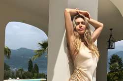  Как-то, экс-солистка группы «Виа Гра» заявила, что ее мужу нравится, когда она ходит по дому вовсе без одежды 
 instagram.com/ververa/ 
  