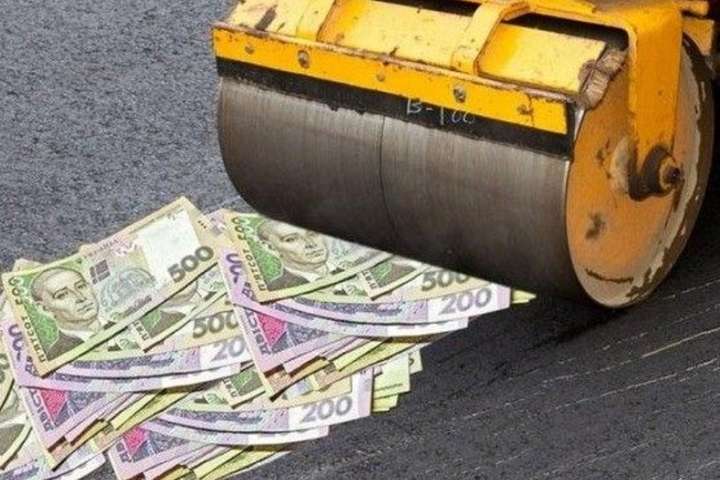 Четыре харьковских чиновника «прикарманили» 6 млн грн, выделенных на ремонт дорог
