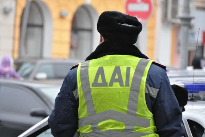 ГАИшник, преследовавший участника Евромайдана, получил 300 тыс. грн «моральной компенсации»