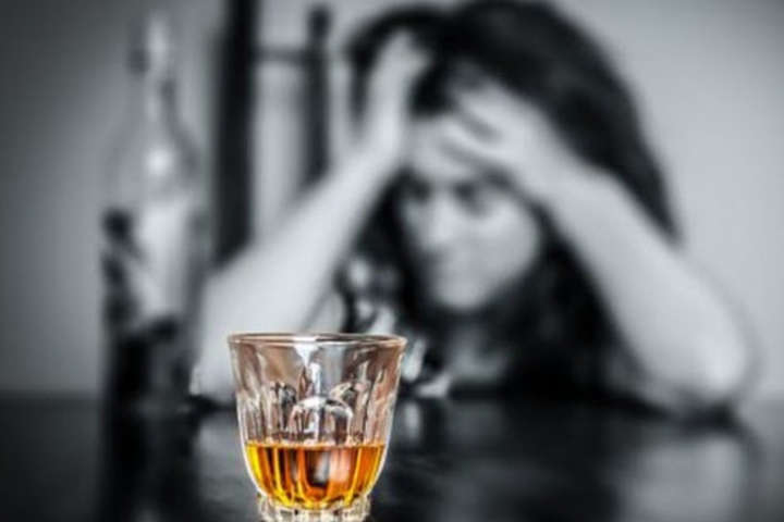 Вчені пояснили виникнення алкогольної залежності