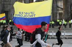 Протести в Колумбії: 300 людей поранені, троє загинули