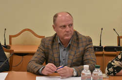 Член Антикорупційного комітету Бурміч пригрозив голові Комітету Красносільській