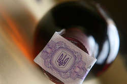 СБУ викрила ділків, які підробили мільйони акцизних марок