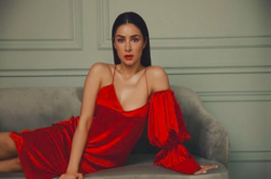 Злата Огневич поразила поклонников невероятной гибкостью