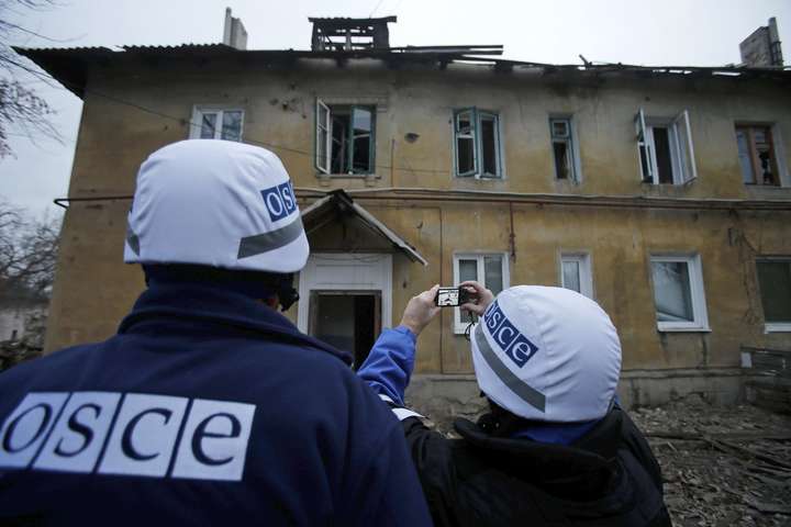 ОБСЄ: протягом вихідних на Донбасі зафіксовано 130 вибухів