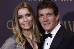  Актер привлек к себе двойное внимание на премии года Vanity Fair Award в Мадриде 
  