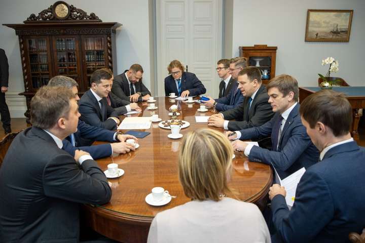 Зеленський зацікавлений у розвитку в Україні спільних із Естонією підприємств