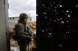 Російські терористи обстрілюють території біля розведення сил