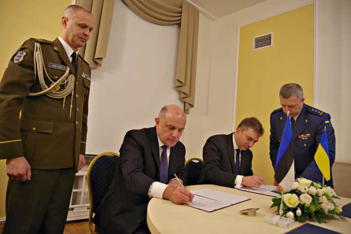 Україна та Естонія задекларували наміри співпрацювати у сфері тероборони