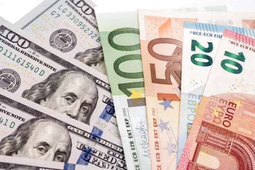 Долар та євро далі дешевшають: курс валют на 27 листопада