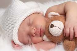 Стало відомо, хто з киян отримає доплату за народження дитини