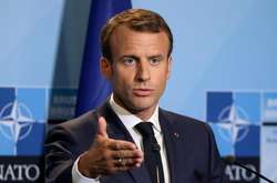 Еммануель Макрон не вибачатиметься за скандальні слова про НАТО