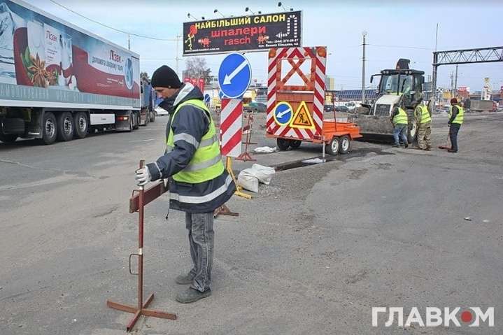Глава «Укравтодору» назвав терміни ремонту основних аварійних доріг