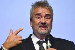  Адвокат знаменитости уверяет – его подзащитный ни в чем не виноват 
  