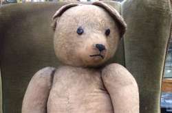 В Англии выставили на аукцион плюшевого медведя, который «дошел» до Берлина во время Второй мировой войны