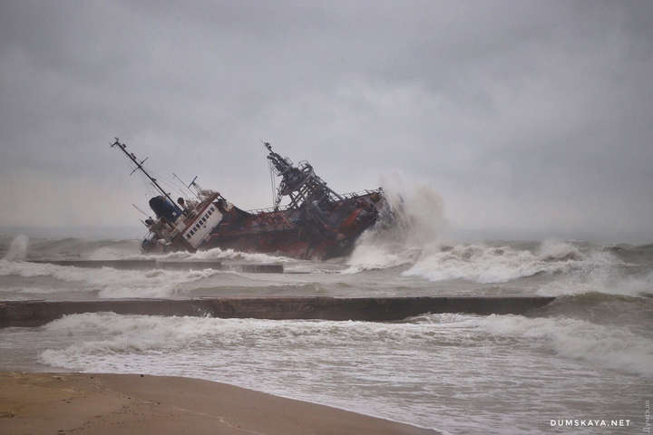 Морская палата Украины назвала виновных в аварии танкера «Делфи»