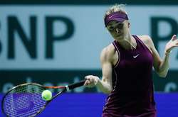 Зараз Світоліна посідає шосту сходинку в рейтингу WTA Більше читайте тут: https://tsn.ua/prosport/svitolina-v-kupalniku-ta-na-foni-velicheznogo-kolesa-pokazala-yak-nabirayetsya-sil-do-novogo-sezonu-1451718.html