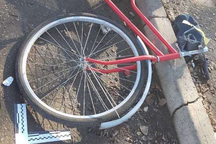В Одесі поїзд на смерть збив велосипедиста