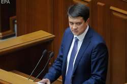 Разумков рассказал, когда в Раде должны появиться сенсорные кнопки для голосования