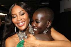  Статуэтку за вклад в индустрию получил несравненный Джорджо Армани 
  