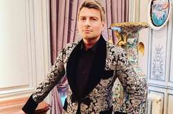 Басков показал развлечения российских звезд на борту самолета