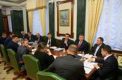 В Офісі президента затвердили п'ять сценаріїв реінтеграції Донбасу	