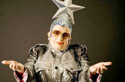  Во дворце «Украина» произошло необычное событие 
  