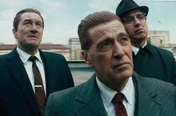  В одной из сцен герой Роберта Де Ниро пинает воздух 
  