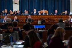  Сьогодні виступлоять чотири експерти в законодавчій сфері 