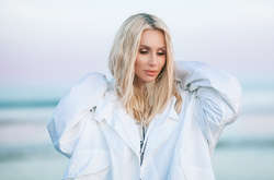 Лобода похвасталась новой фотосессией, пока люди ждали ее концерта